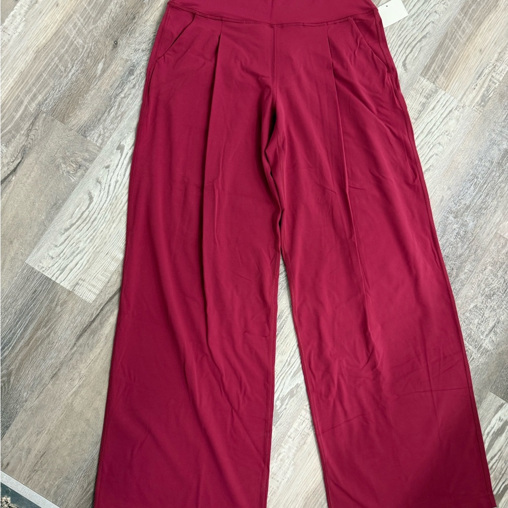 NWT🏷️ Women's Lululemon Wide-Leg Pants